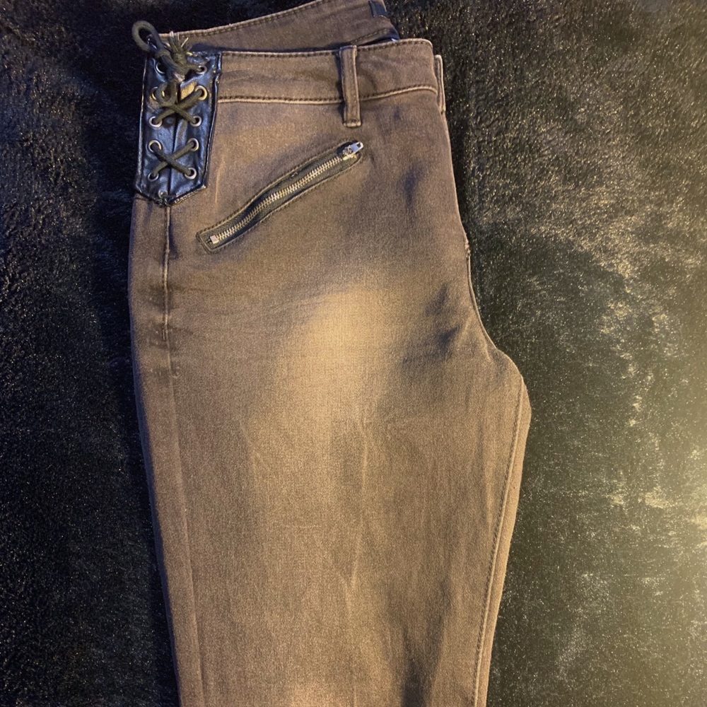 BONGO Jeans - Picture 2 of 3